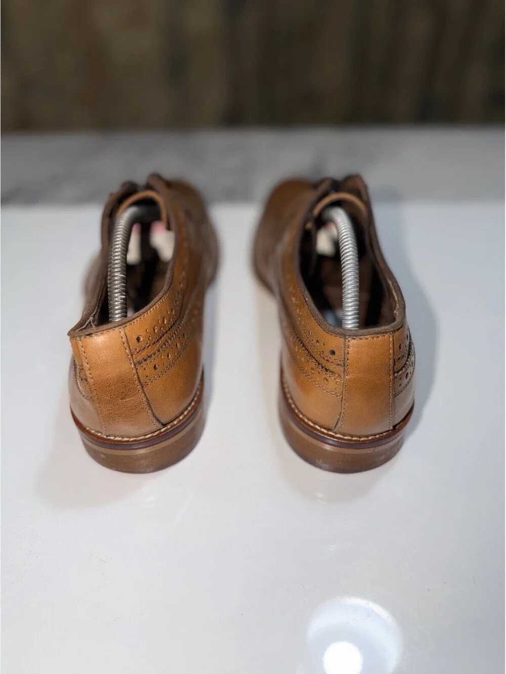 Johnston & Murphy Shoes Mens Size 10.5 Brown Leather Wingtip Brogue Dress Oxford